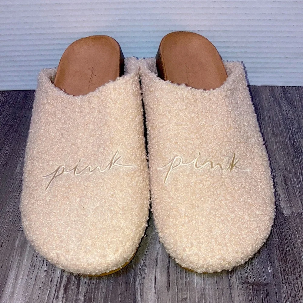 Victoria Secrets Pink Clogs - Picture 2 of 9